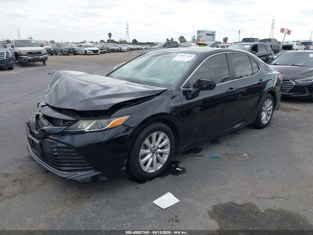 2018 TOYOTA CAMRY LE 2
