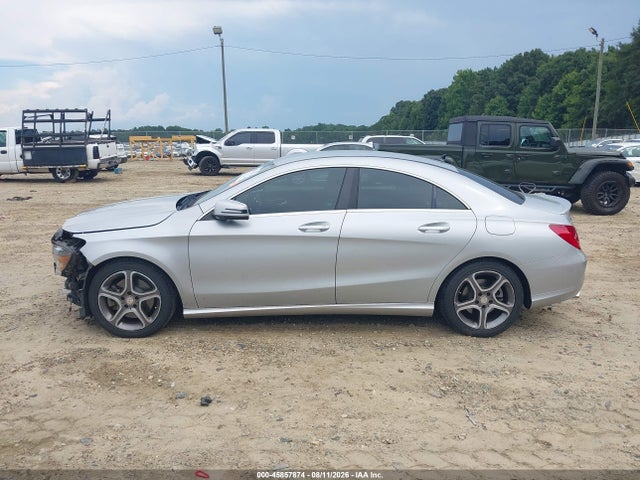 2014 Mercedes-BENZ CLA — фото 15