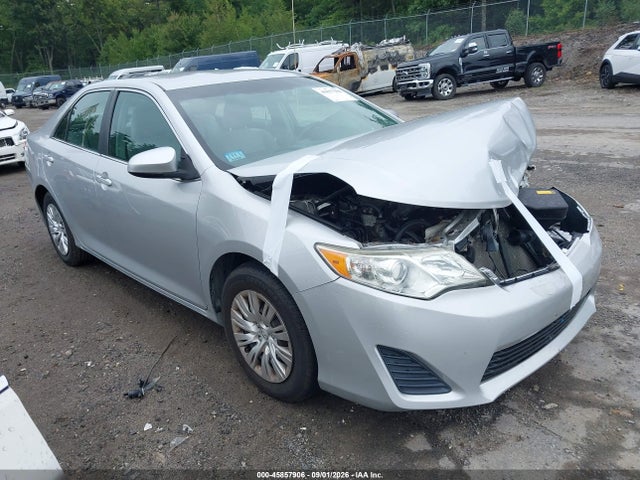 2013 TOYOTA CAMRY LE