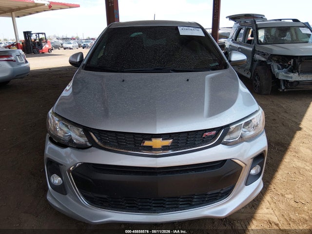 2017 Chevrolet SONIC LT AUTO photo 13