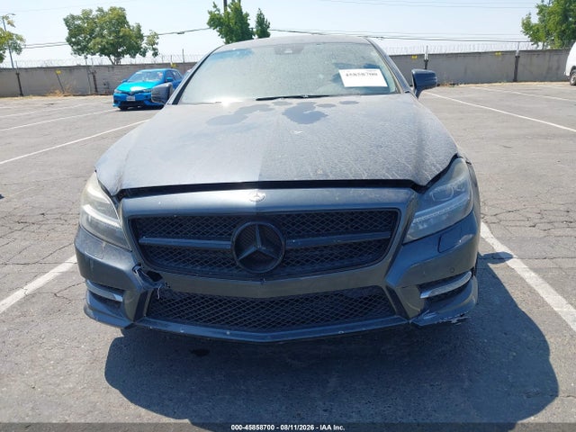 صورة 12 لـ 2013 Mercedes-BENZ CLS