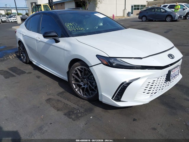 2025 TOYOTA CAMRY XSE