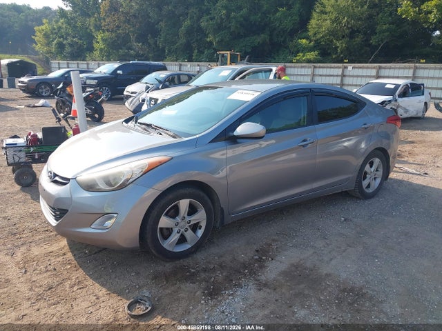 2013 Hyundai ELANTRA GLS — фото 2