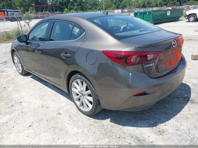 2017 Mazda MAZDA3 GRAND TOURING photo 3