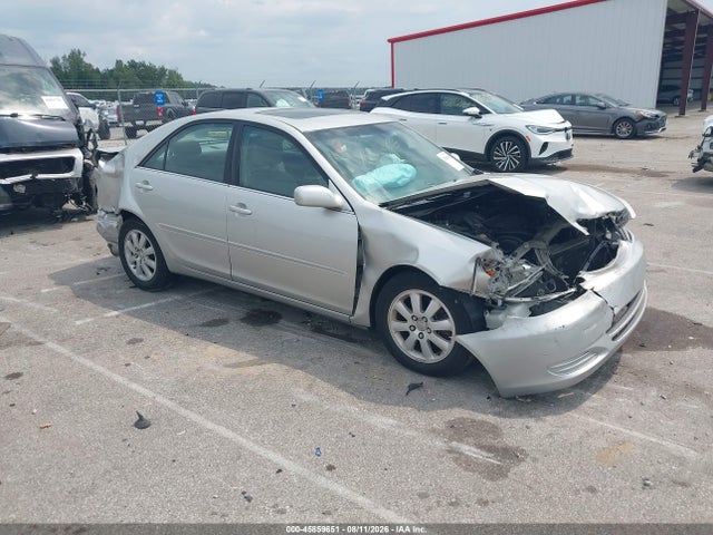 2002 TOYOTA CAMRY XLE