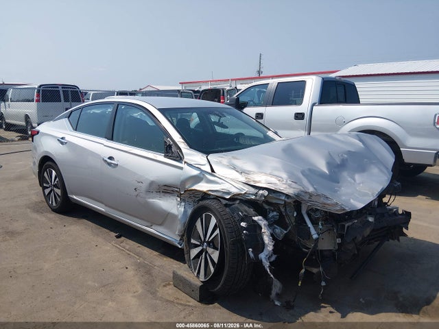 2021 NISSAN ALTIMA SV FWD