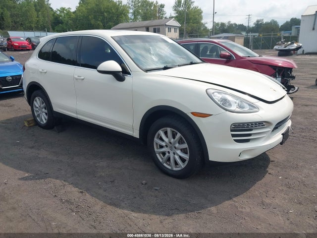 2011 PORSCHE CAYENNE 