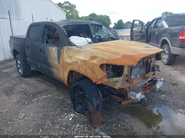 2022 TOYOTA TACOMA SR5 V6