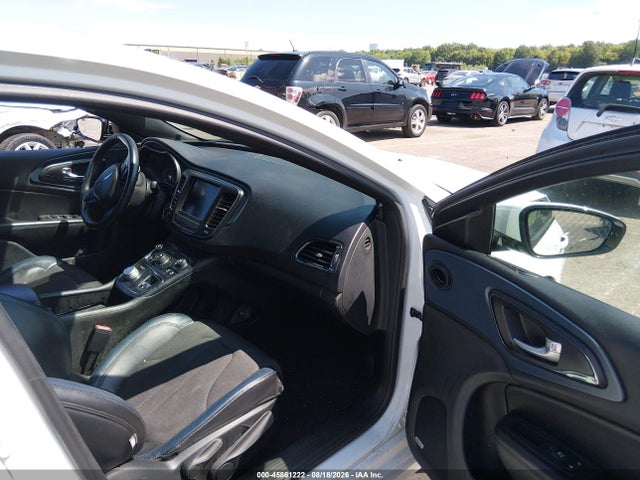 2015 Chrysler 200 S 照片 5