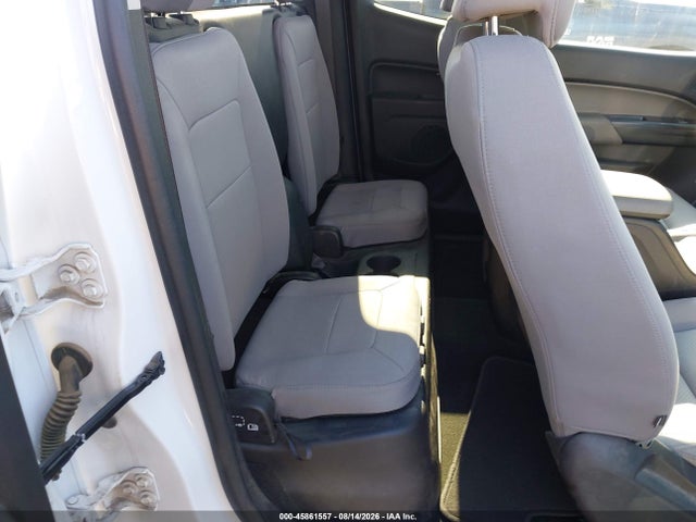 صورة 8 لـ 2017 Chevrolet COLORADO 4WD WT