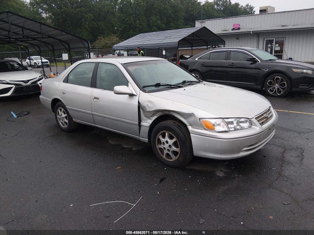 2001 TOYOTA CAMRY CE
