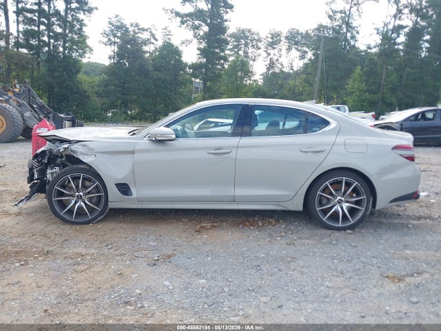 صورة 14 لـ 2026 Genesis G70 2.5T AWD