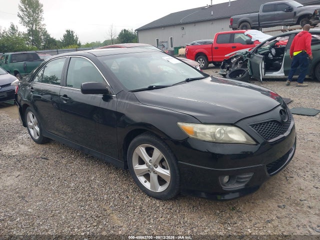 2010 TOYOTA CAMRY SE