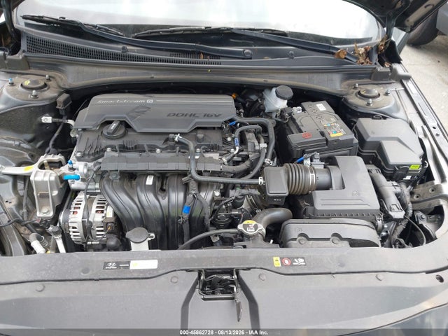 صورة 10 لـ 2025 Hyundai ELANTRA SEL SPORT