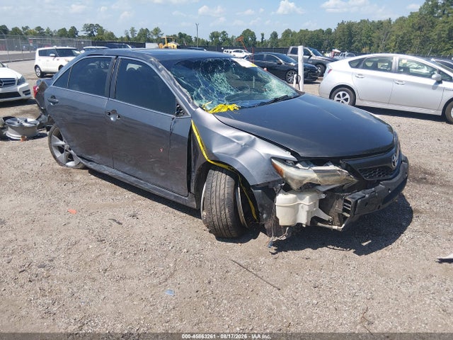 2014 TOYOTA CAMRY SE SPORT