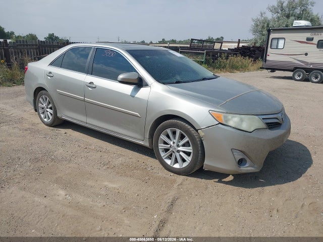 2014 TOYOTA CAMRY XLE