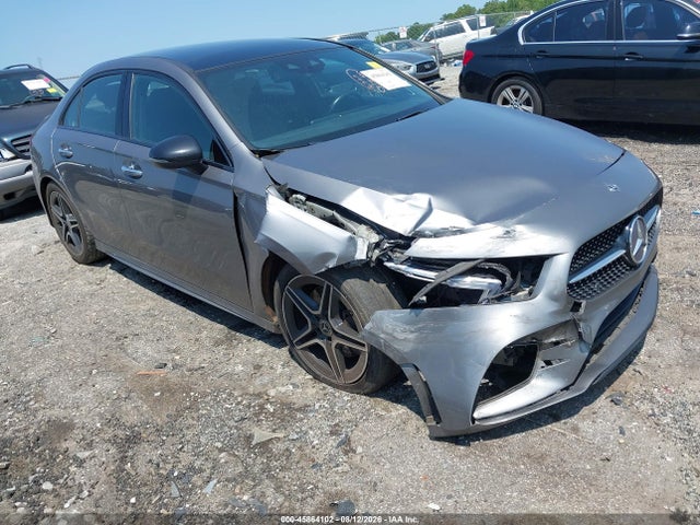 2019 MERCEDES-BENZ A 