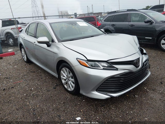 2018 TOYOTA CAMRY LE