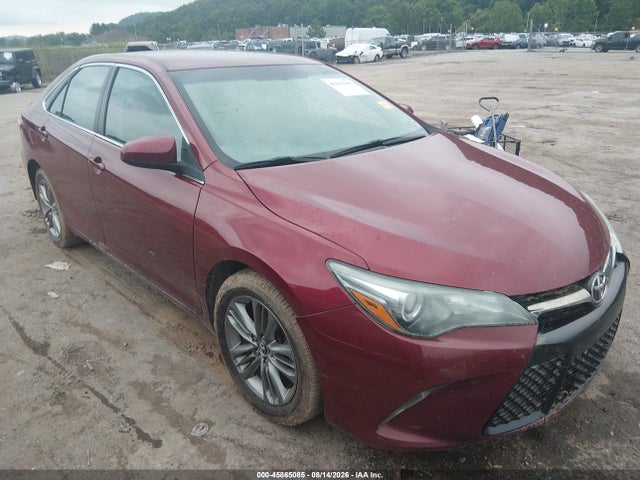 2016 TOYOTA CAMRY SE