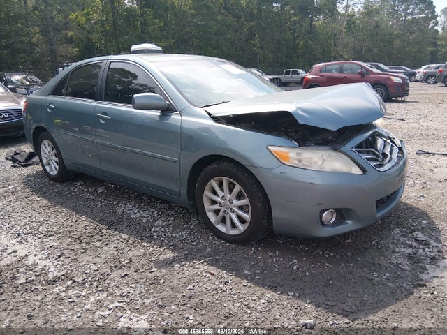 2010 TOYOTA CAMRY XLE
