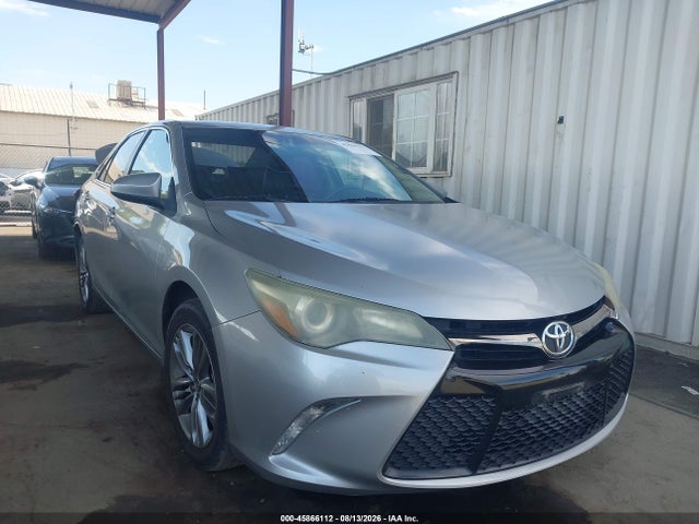 2016 TOYOTA CAMRY SE