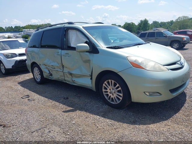 2007 TOYOTA SIENNA XLE