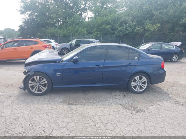 2011 BMW 328I XDRIVE 照片 13
