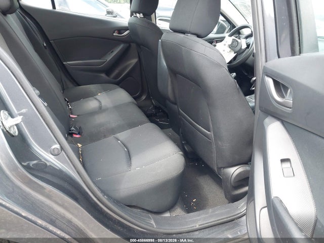 صورة 8 لـ 2014 Mazda MAZDA3 I SPORT