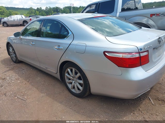 صورة مصغرة 3 لـ 2007 Lexus LS 460