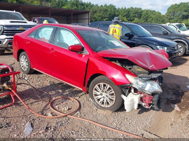 2014 TOYOTA CAMRY LE