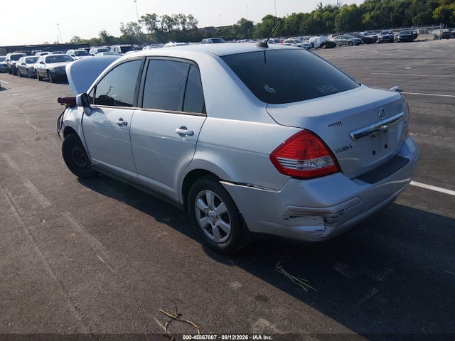 2011 Nissan VERSA 1.8SL 缩略图 3