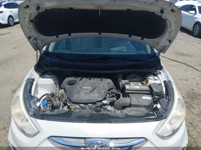 صورة 10 لـ 2016 Hyundai ACCENT SE