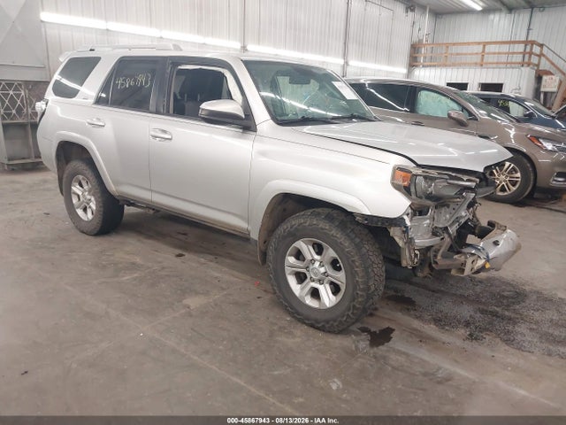2016 TOYOTA 4RUNNER SR5