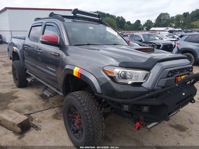 2017 TOYOTA TACOMA TRD SPORT