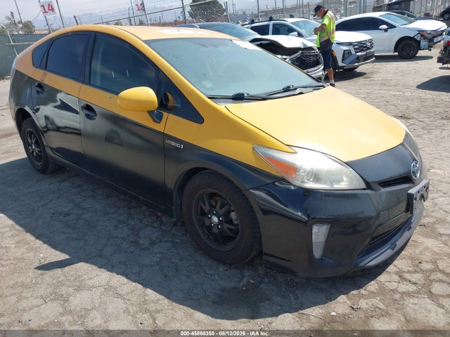 2015 TOYOTA PRIUS TWO
