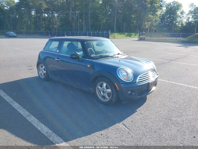 2009 MINI COOPER 