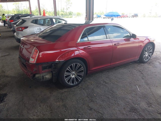 صورة 4 لـ 2013 Chrysler 300 300S