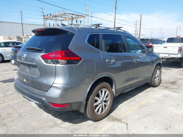 2017 NISSAN ROGUE SV 4