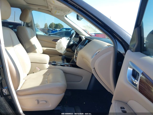 2019 NISSAN PATHFINDER PLATINUM 5