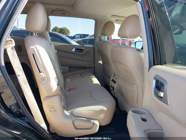 2019 NISSAN PATHFINDER PLATINUM 8