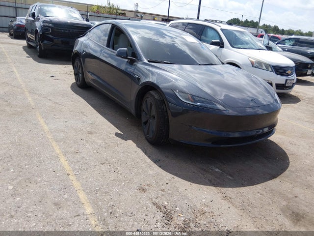 2026 TESLA MODEL 3 