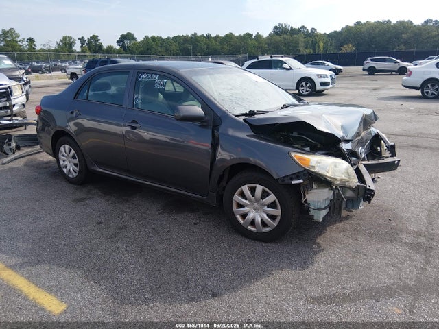 2013 Toyota COROLLA L 照片 1