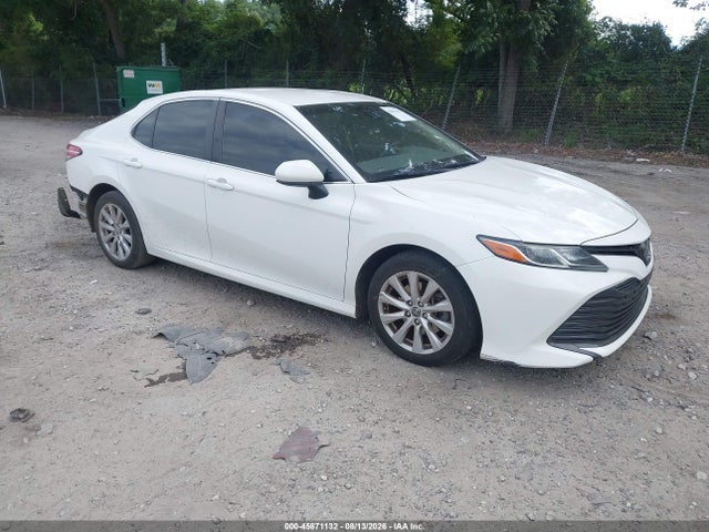 2018 TOYOTA CAMRY LE