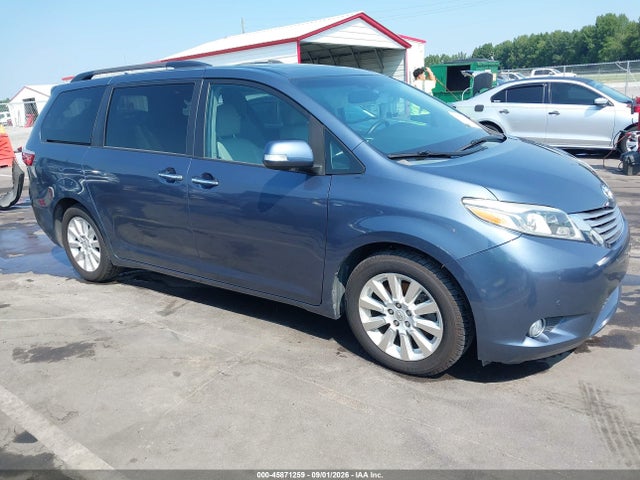 2015 TOYOTA SIENNA LIMITED PREMIUM 7 PASSENGER
