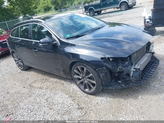 2015 VOLVO V60 T5 PREMIER