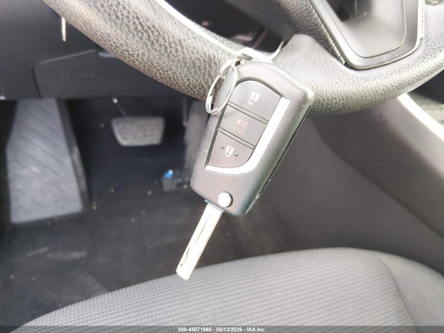 2019 TOYOTA RAV4 LE 11