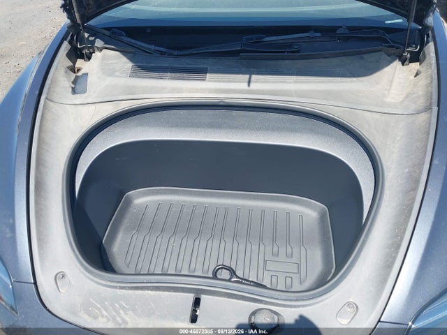 2025 TESLA MODEL 3 10