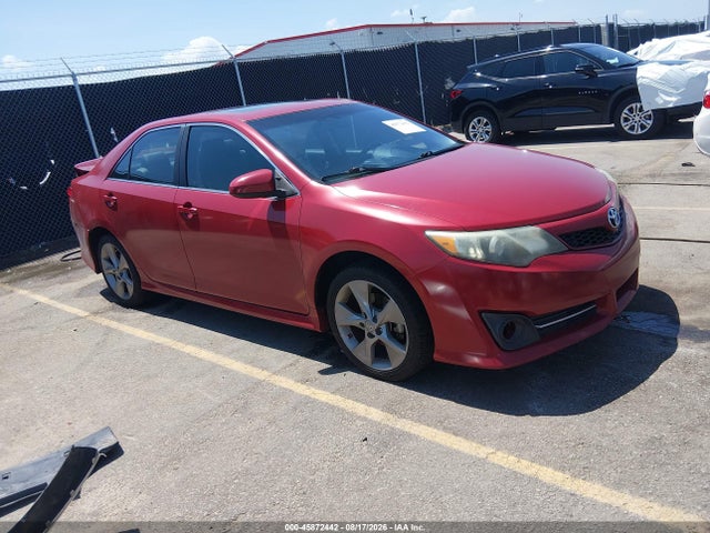 2012 TOYOTA CAMRY SE V6