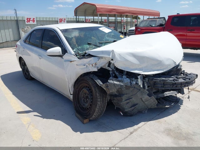 2016 TOYOTA CAMRY LE