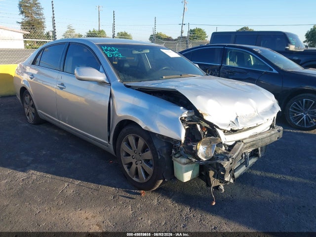 2005 TOYOTA AVALON TOURING